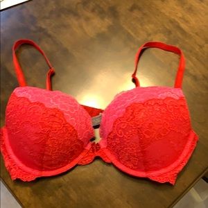 Victoria’s Secret push up bra
